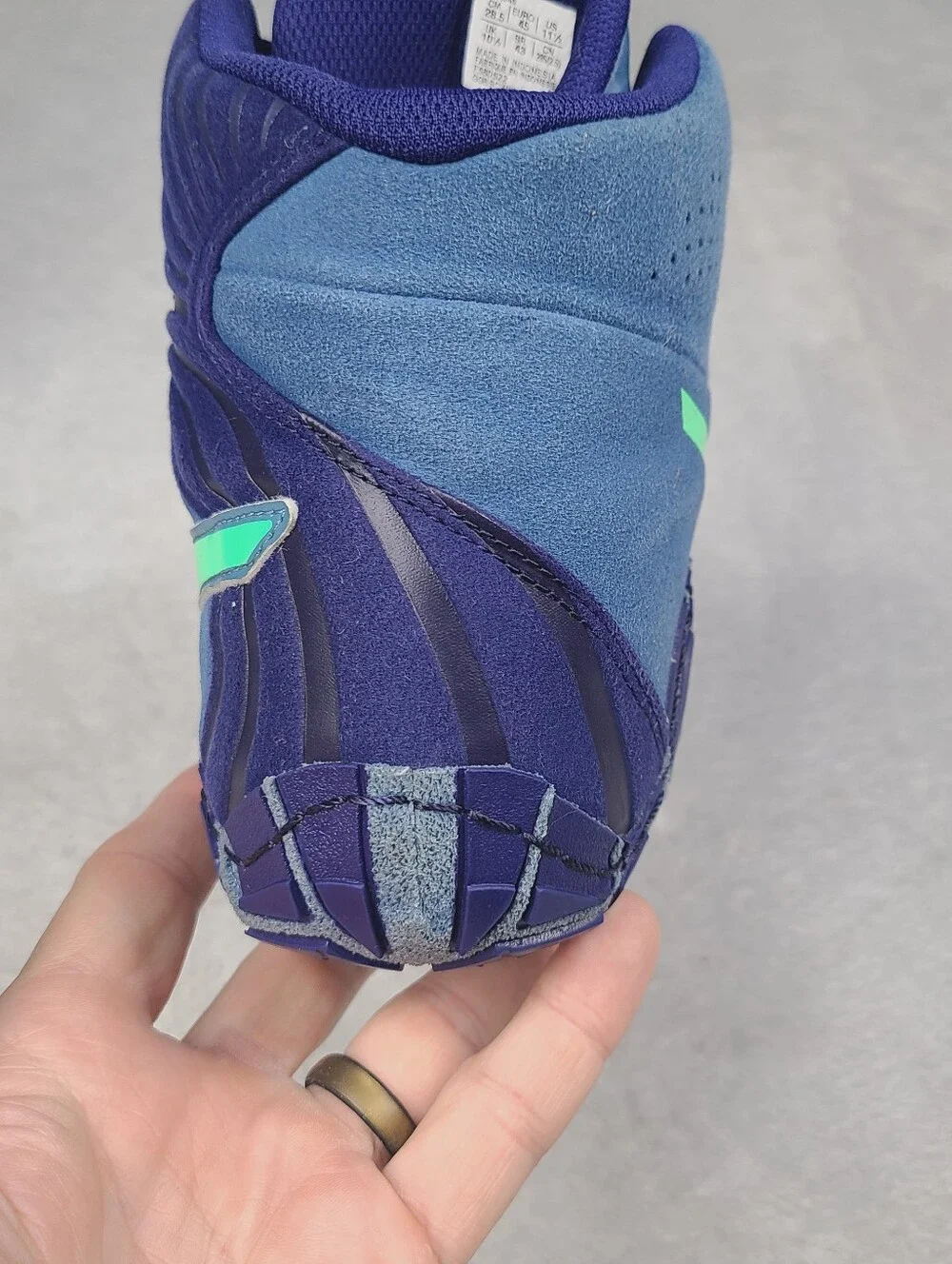 ASICS Aggressor 5 Men’s wrestling Shoes Sneakers Blue Green Size 11.5